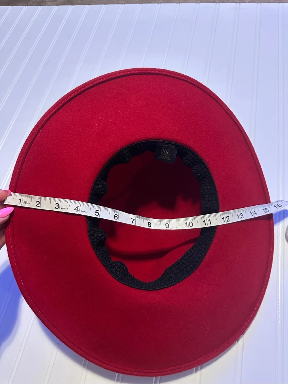 Red Hatter Club Something Special 100% Wool Red Church Derby Kentucky Derby Wide